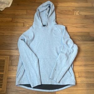Lululemon hooded sweatshirt XXL like new barely worn.